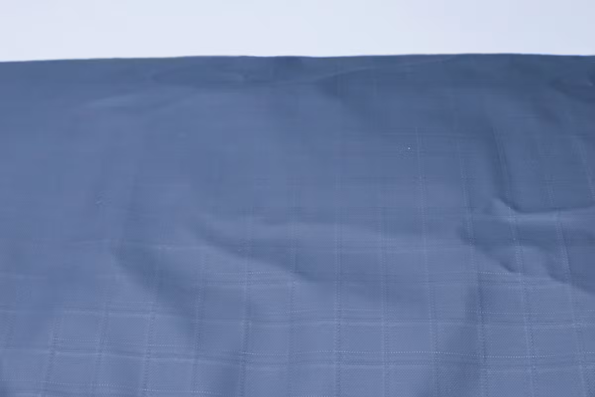 The North Face Base Camp Voyager 32L 面料 The North Face Base Camp Voyager 32L 面料