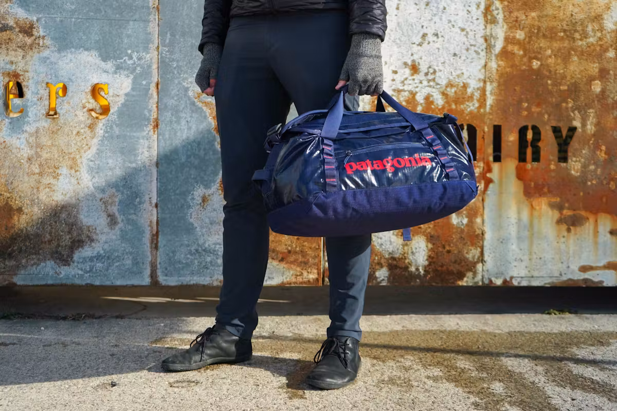 Patagonia Black Hole 40升手提行李袋