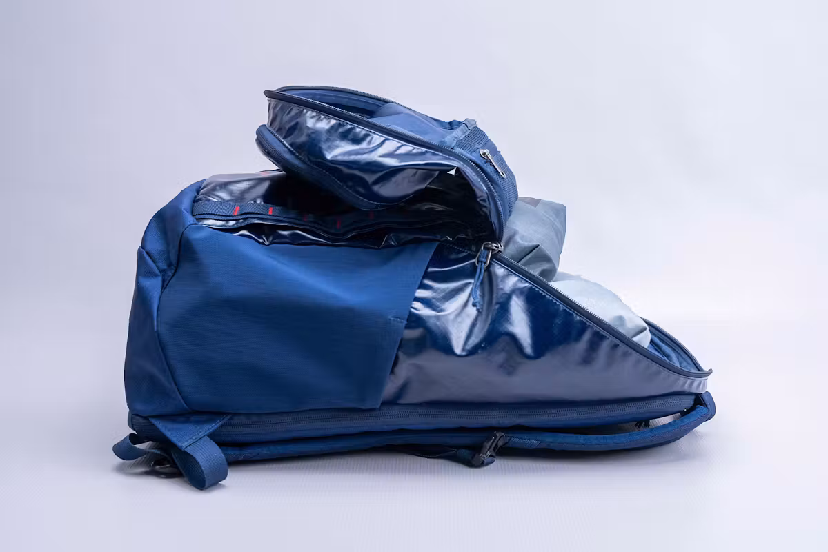 Patagonia Black Hole Pack 32L 顶部开口 Patagonia Black Hole Pack 32L 顶部开口