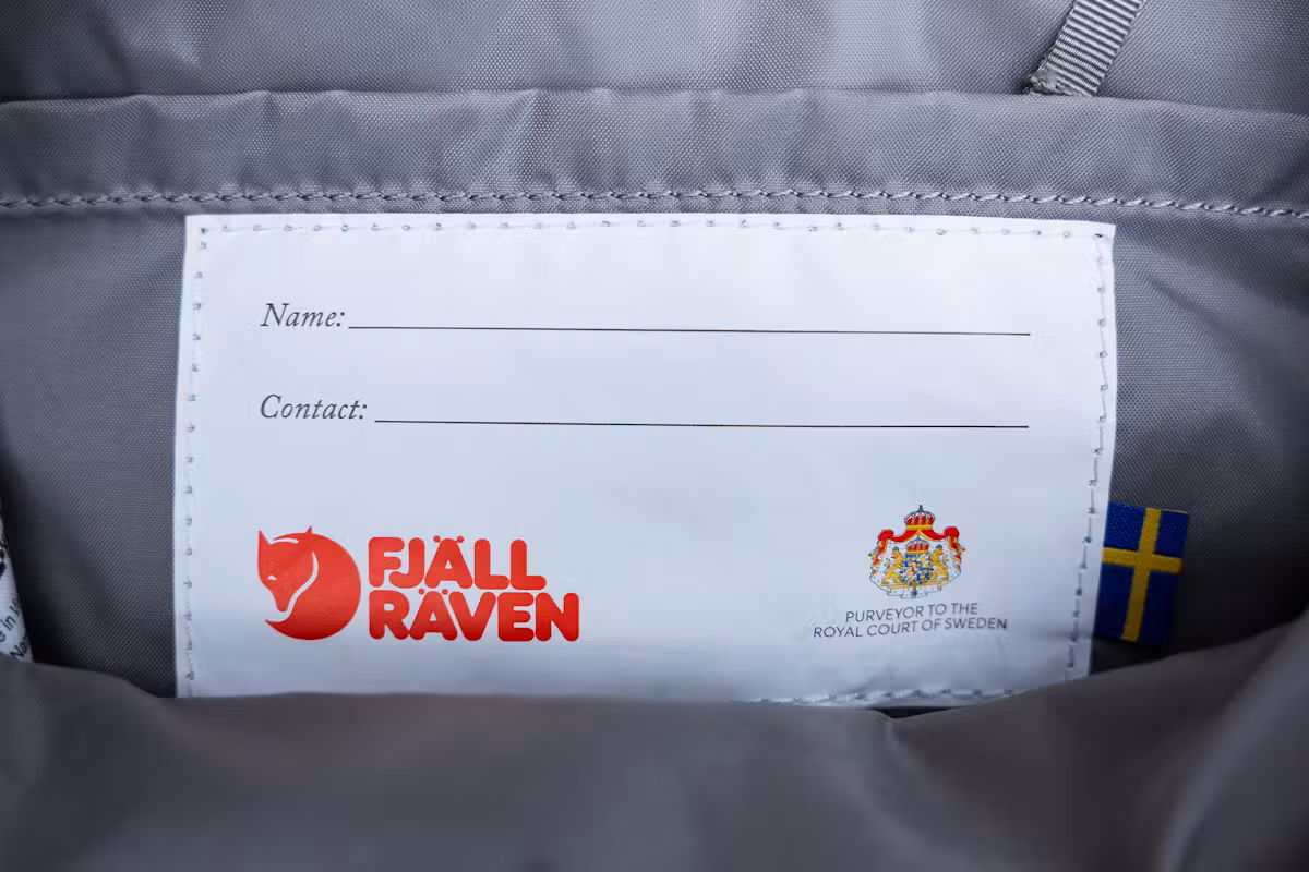 Fjallraven Kanken 腰包名称标签