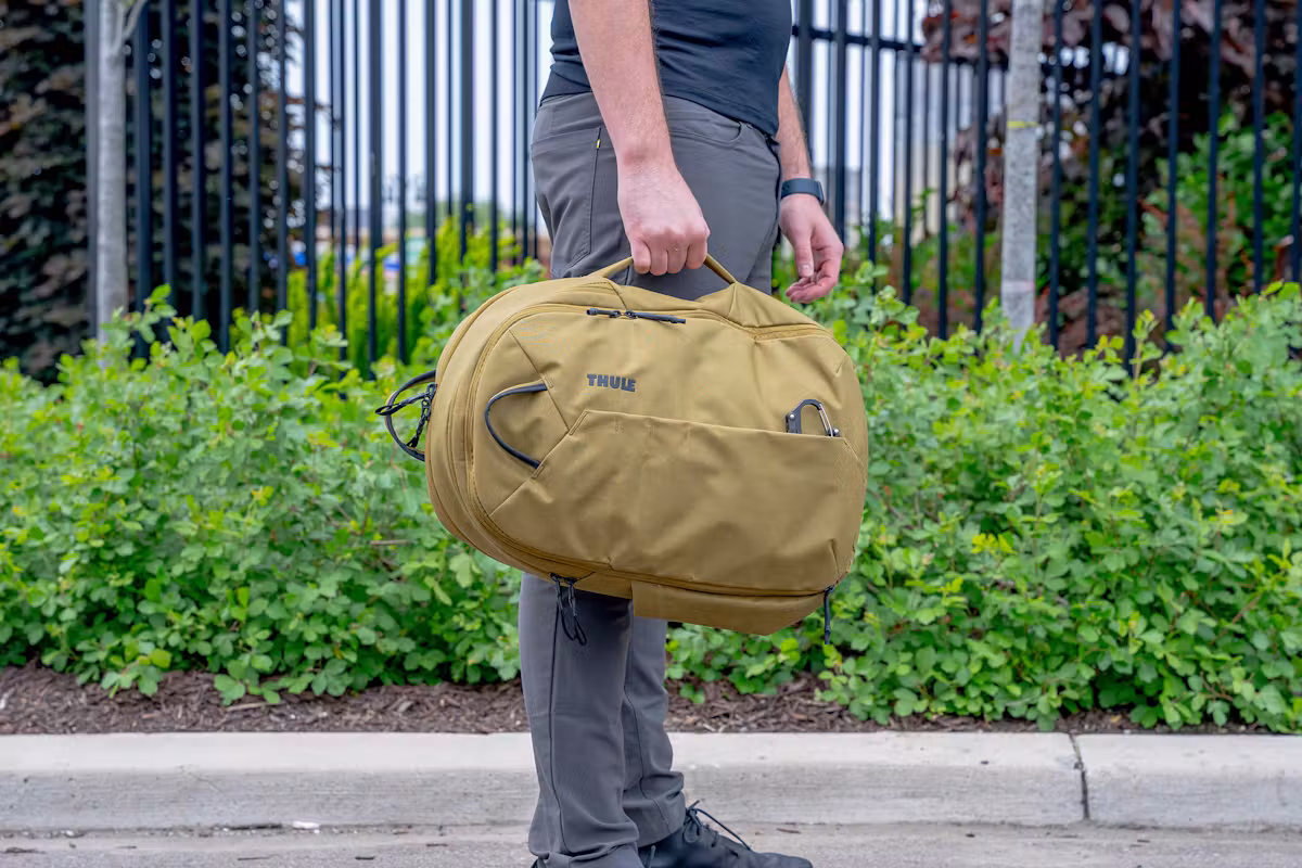 Thule Aion 28L 背包侧边提手 Thule Aion 28L 背包侧边提手
