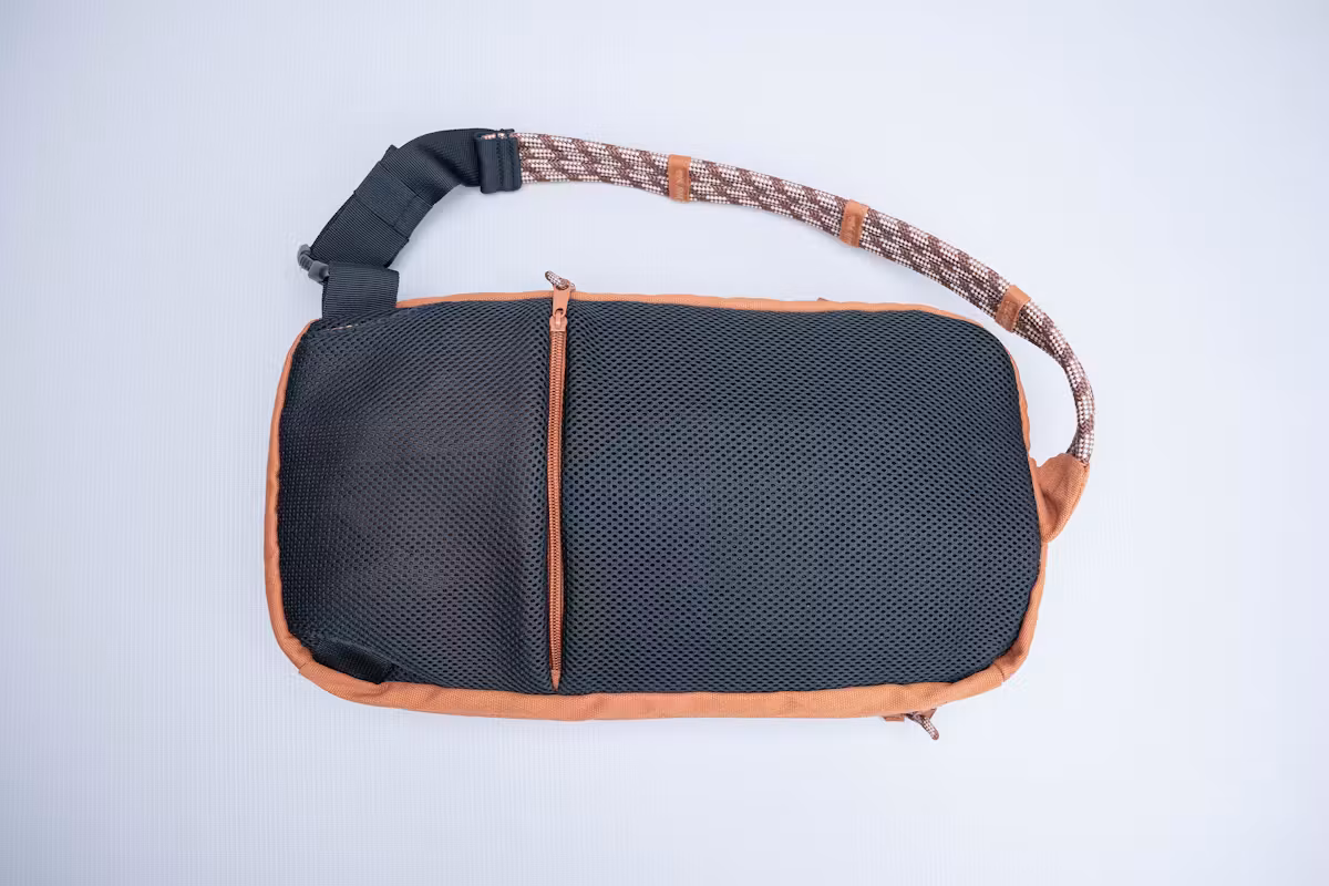 KAVU Switch Slinger 斜挎包背板
