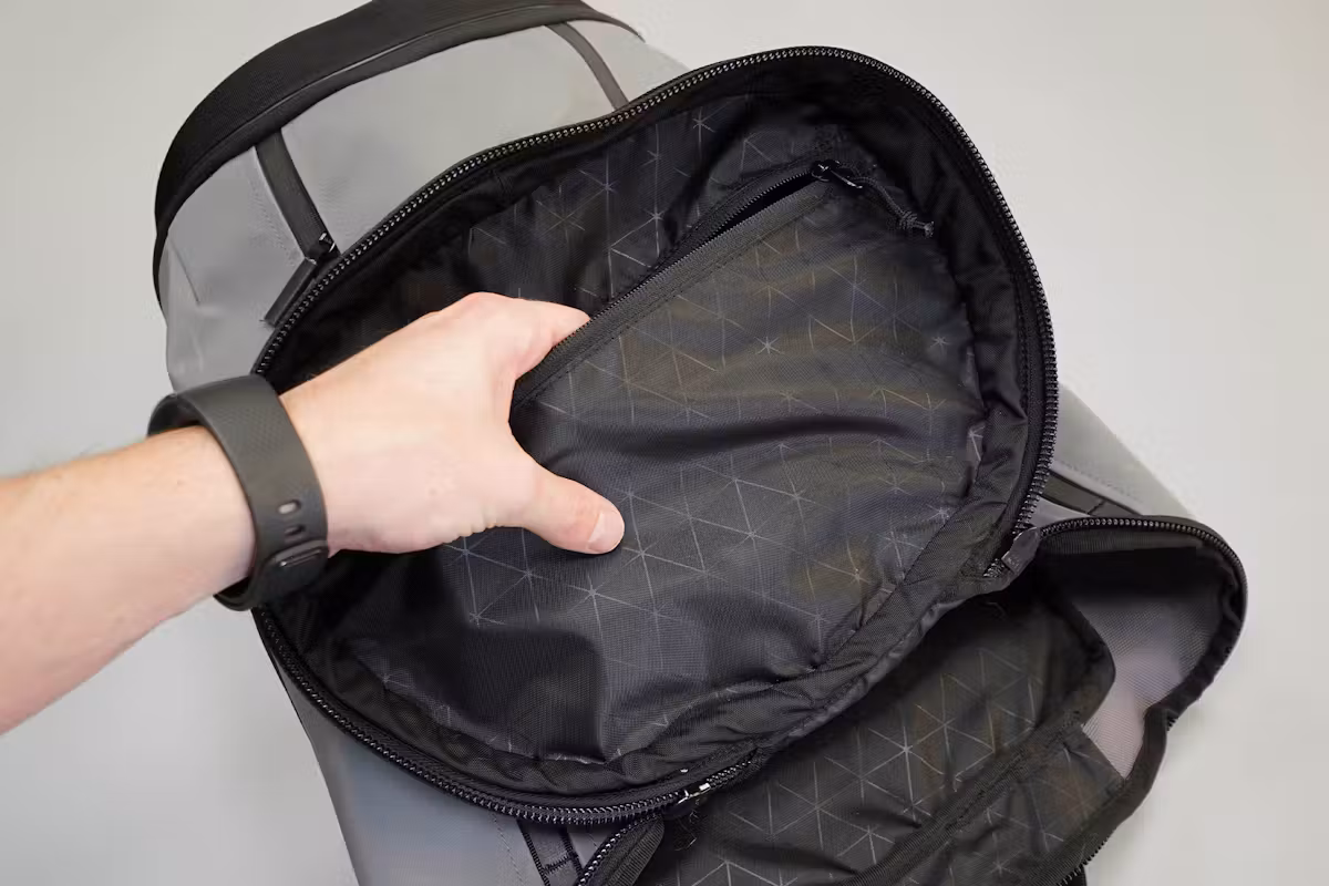 Black Diamond Creek Transit 32 背包顶部口袋 Black Diamond Creek Transit 32 背包顶部口袋