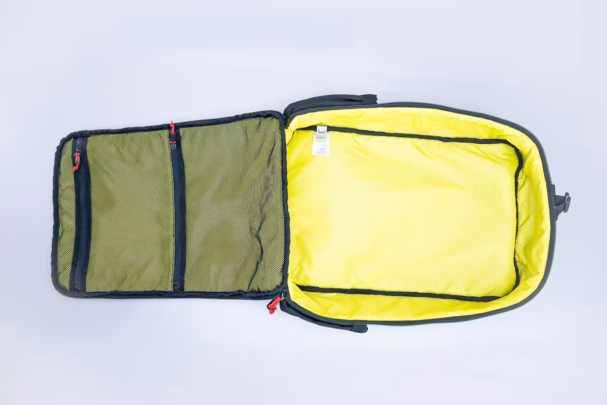 Topo Designs Global Travel Bag 30L 旅行背包空置状态 Topo Designs Global Travel Bag 30L 旅行背包空置状态
