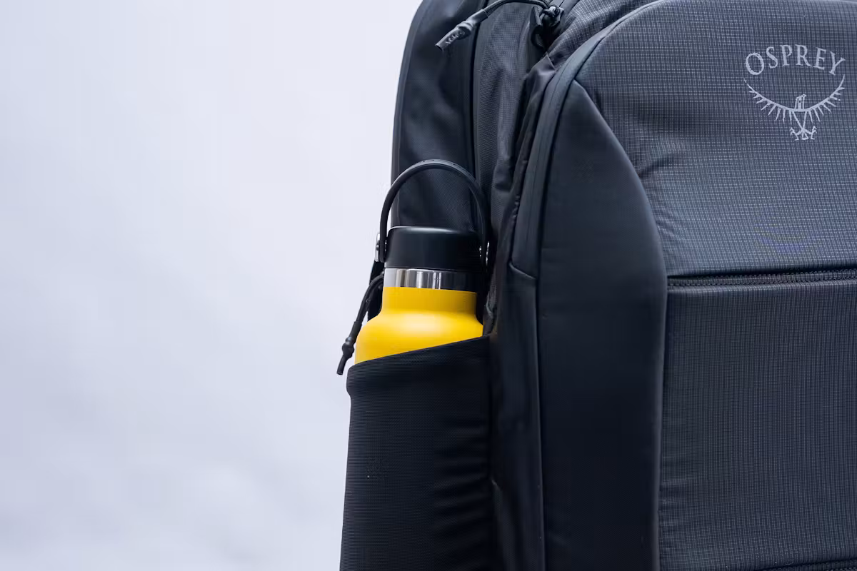 Osprey Ozone 笔记本电脑背包水瓶口袋 Osprey Ozone 笔记本电脑背包水瓶口袋
