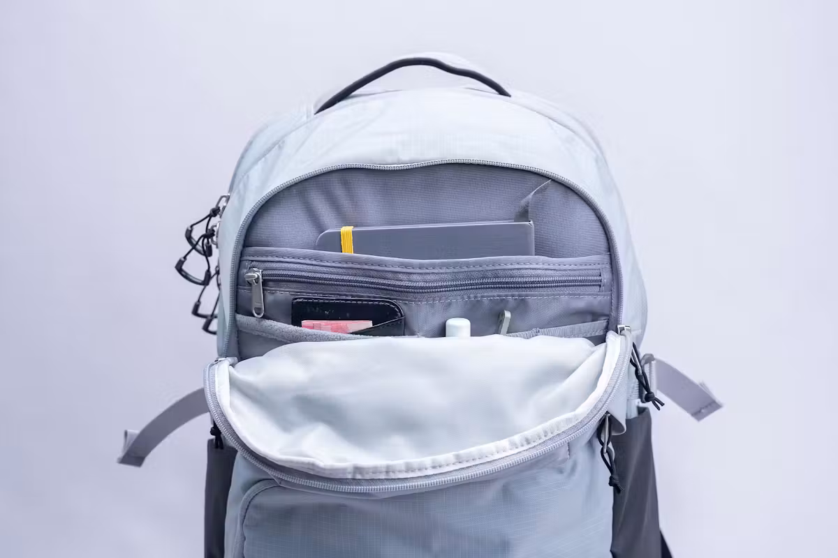 The North Face Router 背包副隔层