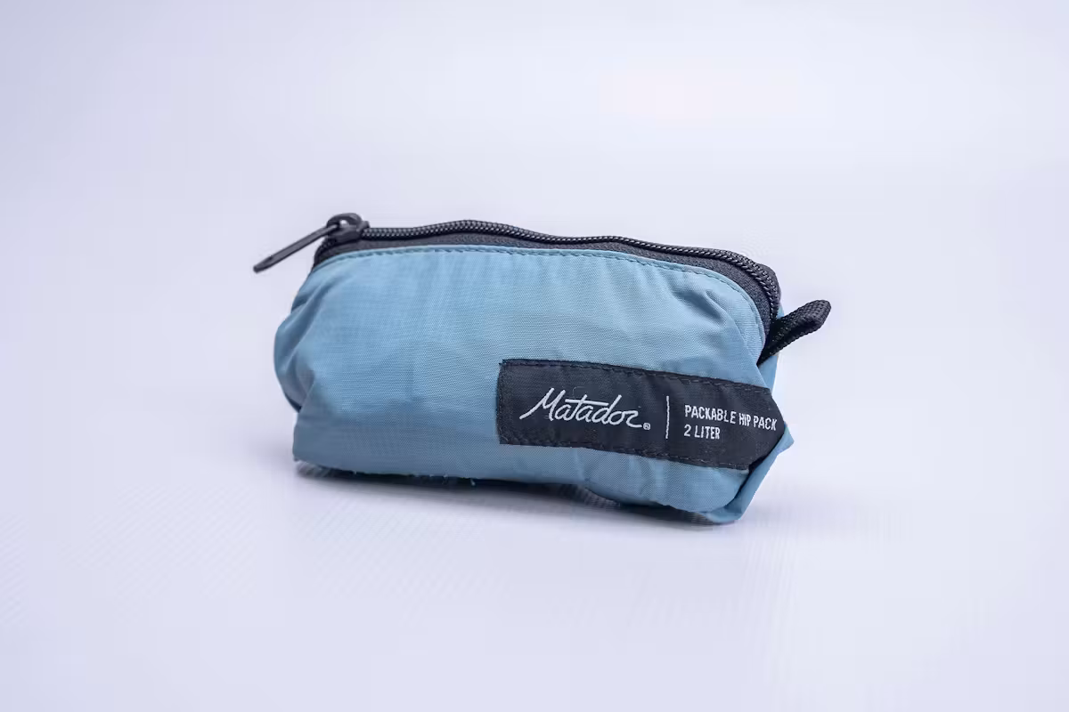 Matador Refraction 可折叠斜挎包品牌标识 Matador Refraction 可折叠斜挎包品牌标识