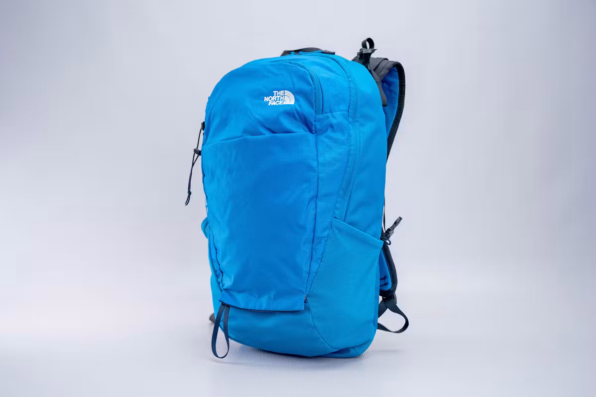 The North Face Basin 18 背包全景 The North Face Basin 18 背包全景