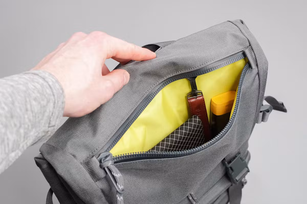 Topo Designs Rover Pack Tech 快速取物口袋 Topo Designs Rover Pack Tech 快速取物口袋
