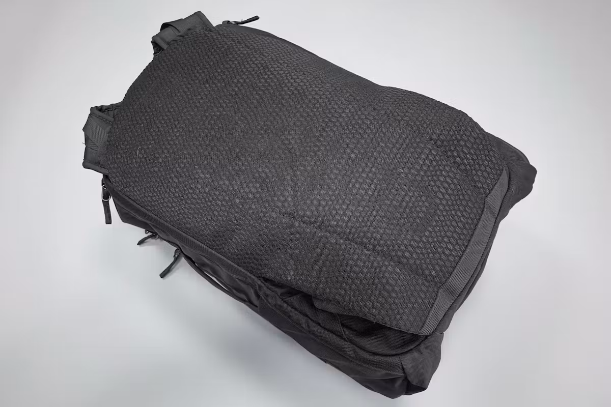 Cotopaxi Allpa 42L 背板 Cotopaxi Allpa 42L 背板