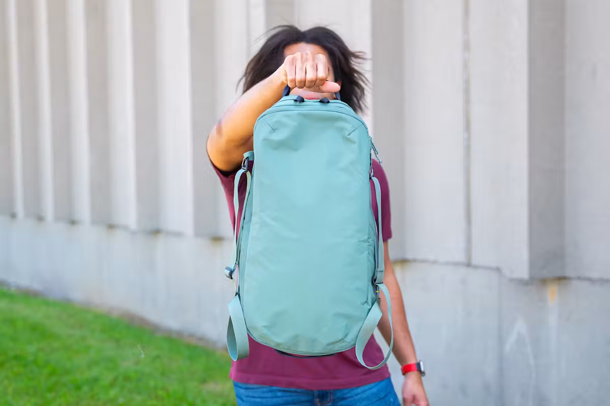Fjallraven High Coast Duffel 22 顶部提手 Fjallraven High Coast Duffel 22 顶部提手