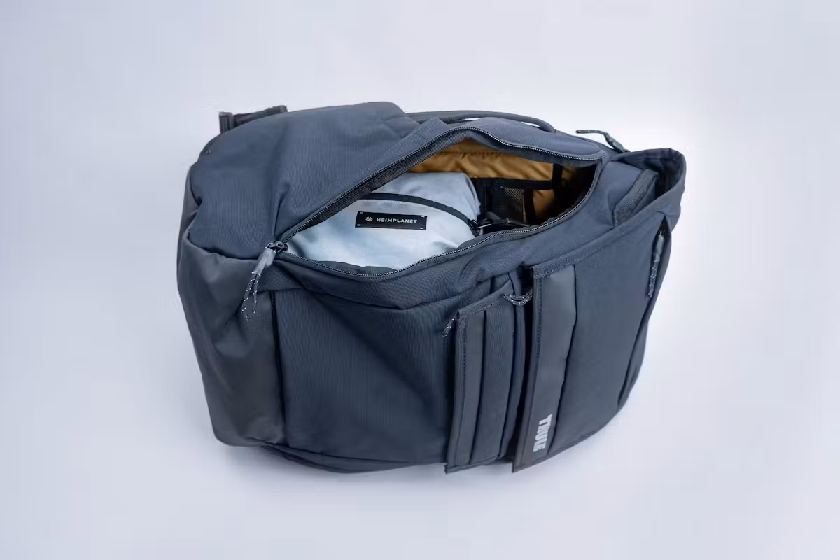 Thule Paramount (27升) 侧开门