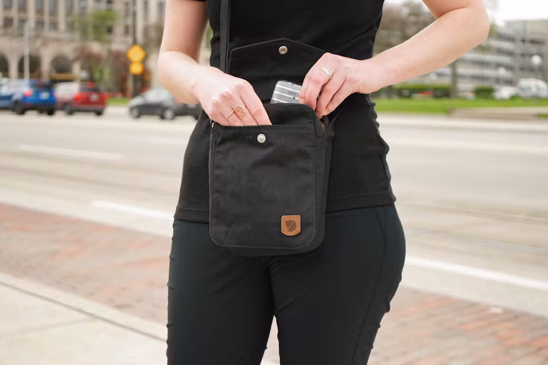 Fjallraven 格陵兰口袋通道 Fjallraven 格陵兰口袋通道