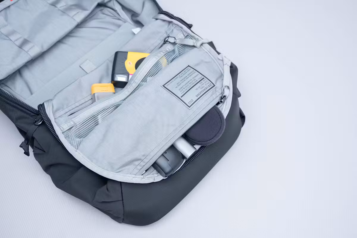 EVERGOODS Civic 半拉链 22L (V2) 内袋 EVERGOODS Civic 半拉链 22L (V2) 内袋