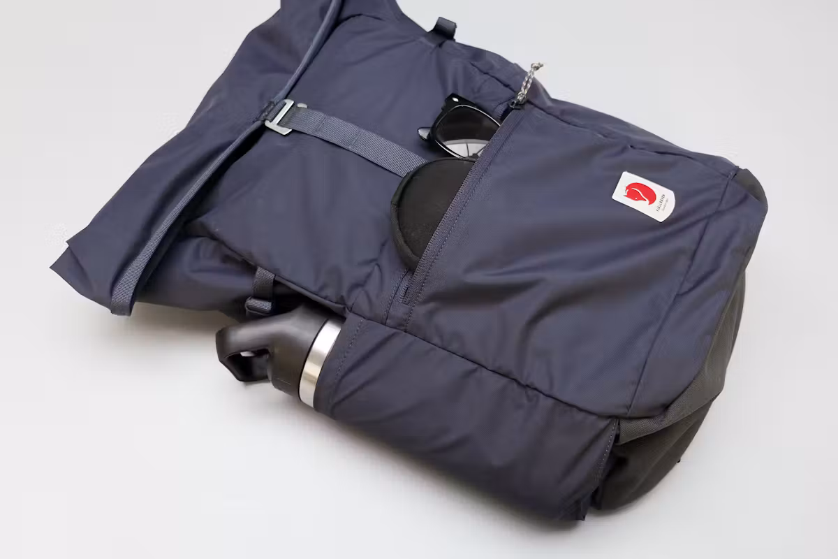 Fjallraven High Coast Foldsack 24 水壶和前袋 Fjallraven High Coast Foldsack 24 水壶和前袋