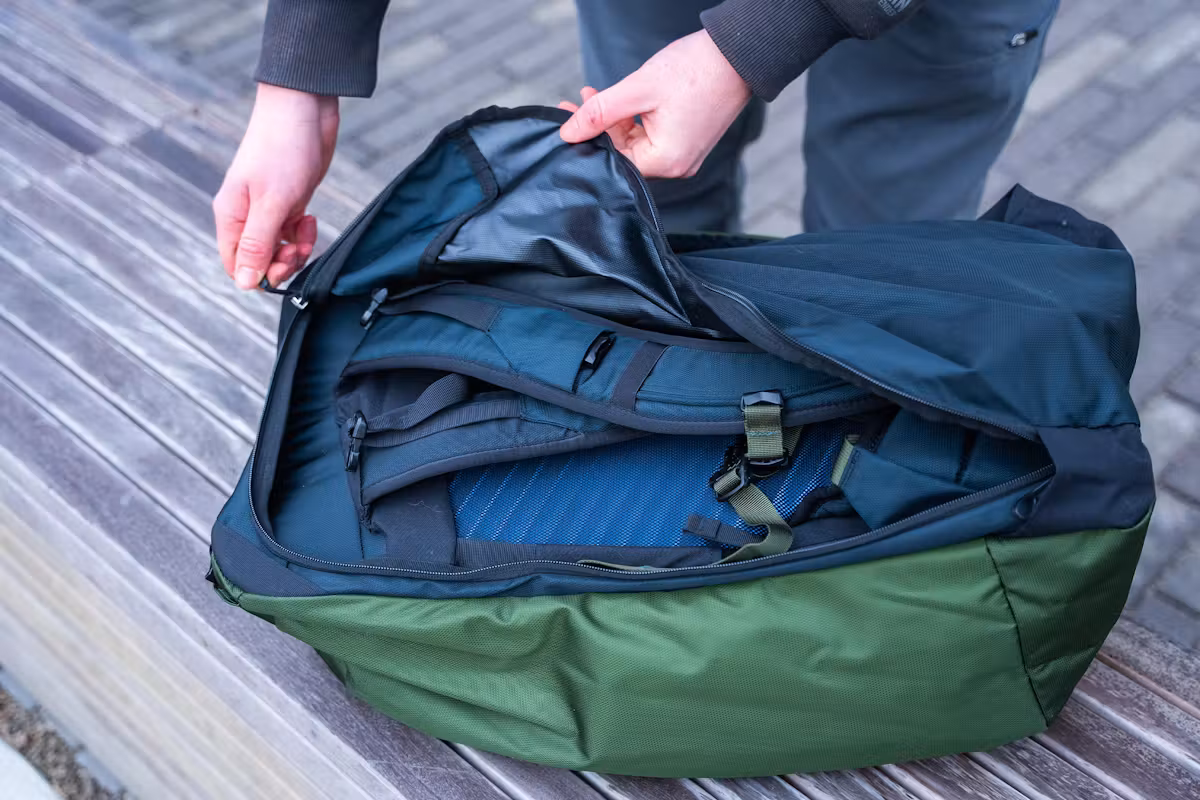 Osprey Farpoint 55 旅行背包肩带固定环 Osprey Farpoint 55 旅行背包肩带固定环