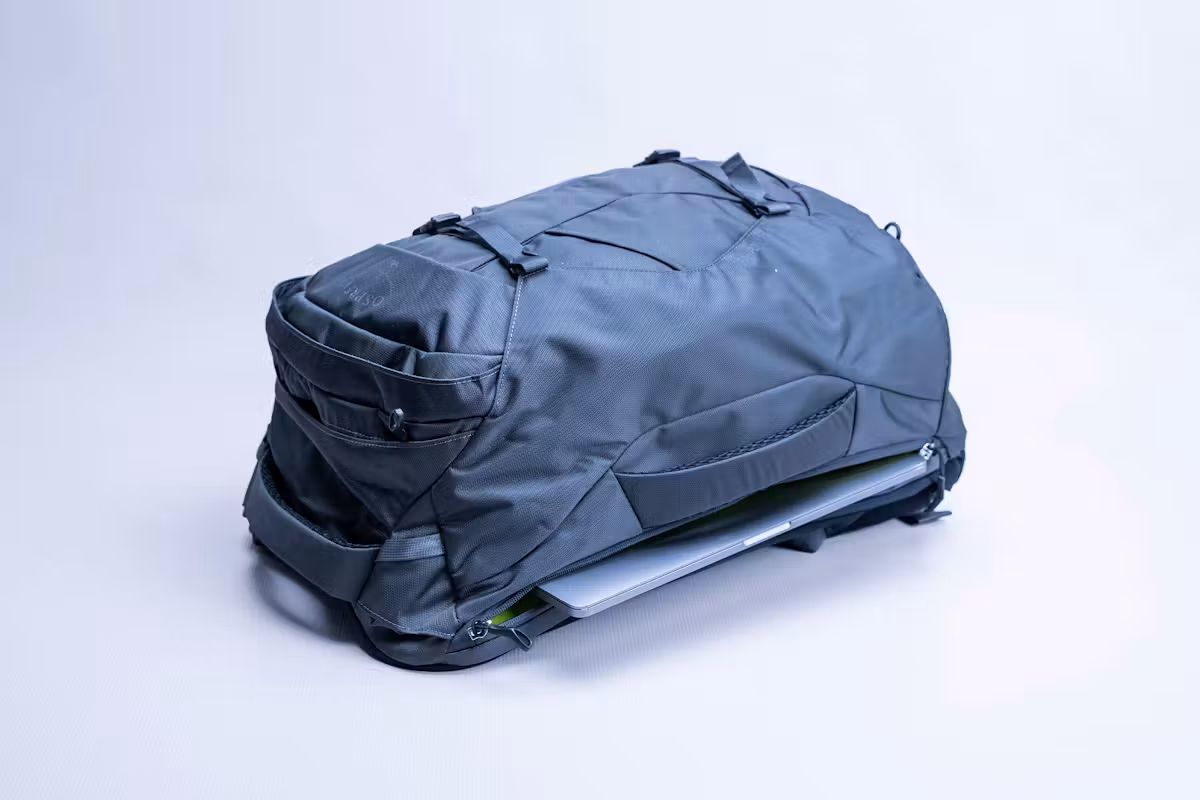 Osprey Farpoint 40 V2 笔记本电脑仓