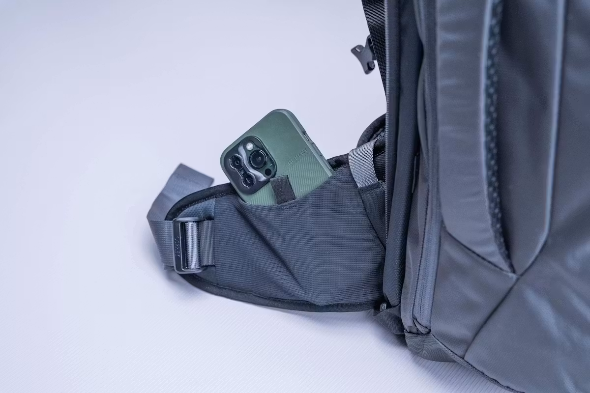Osprey Farpoint 40 手机口袋