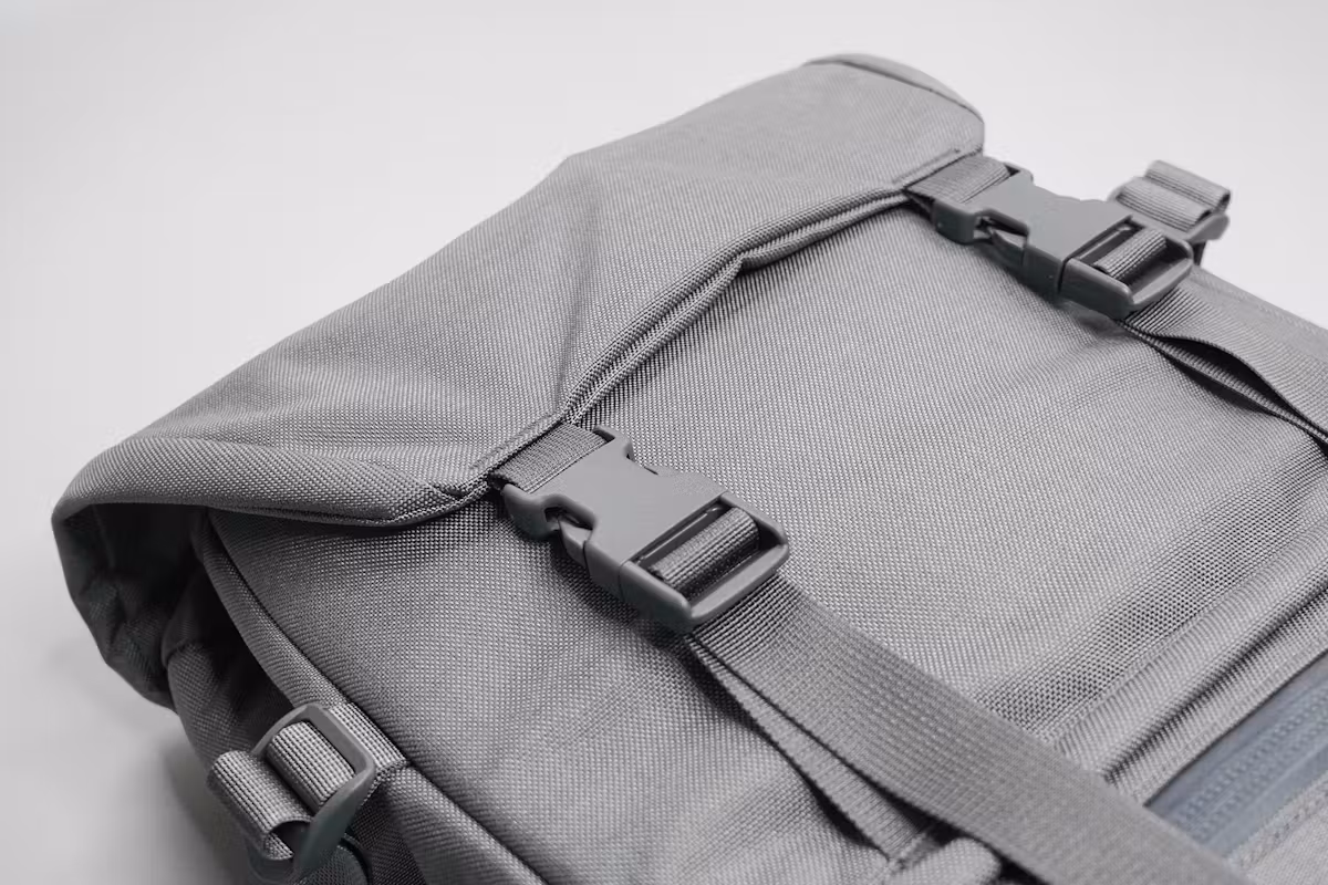 Topo Designs Rover Pack Tech 搭扣 Topo Designs Rover Pack Tech 搭扣