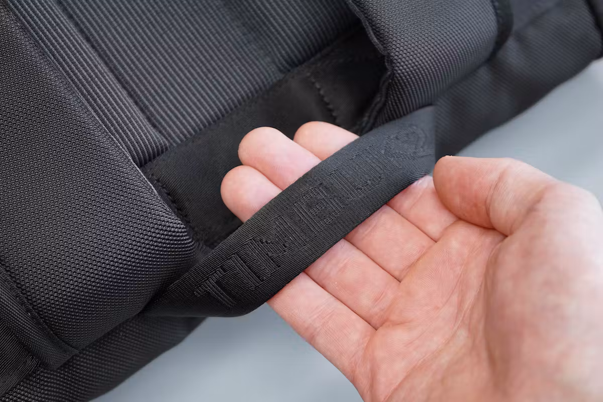 Timbuk2 Tech Roll Top 背包顶部提手 Timbuk2 Tech Roll Top 背包顶部提手