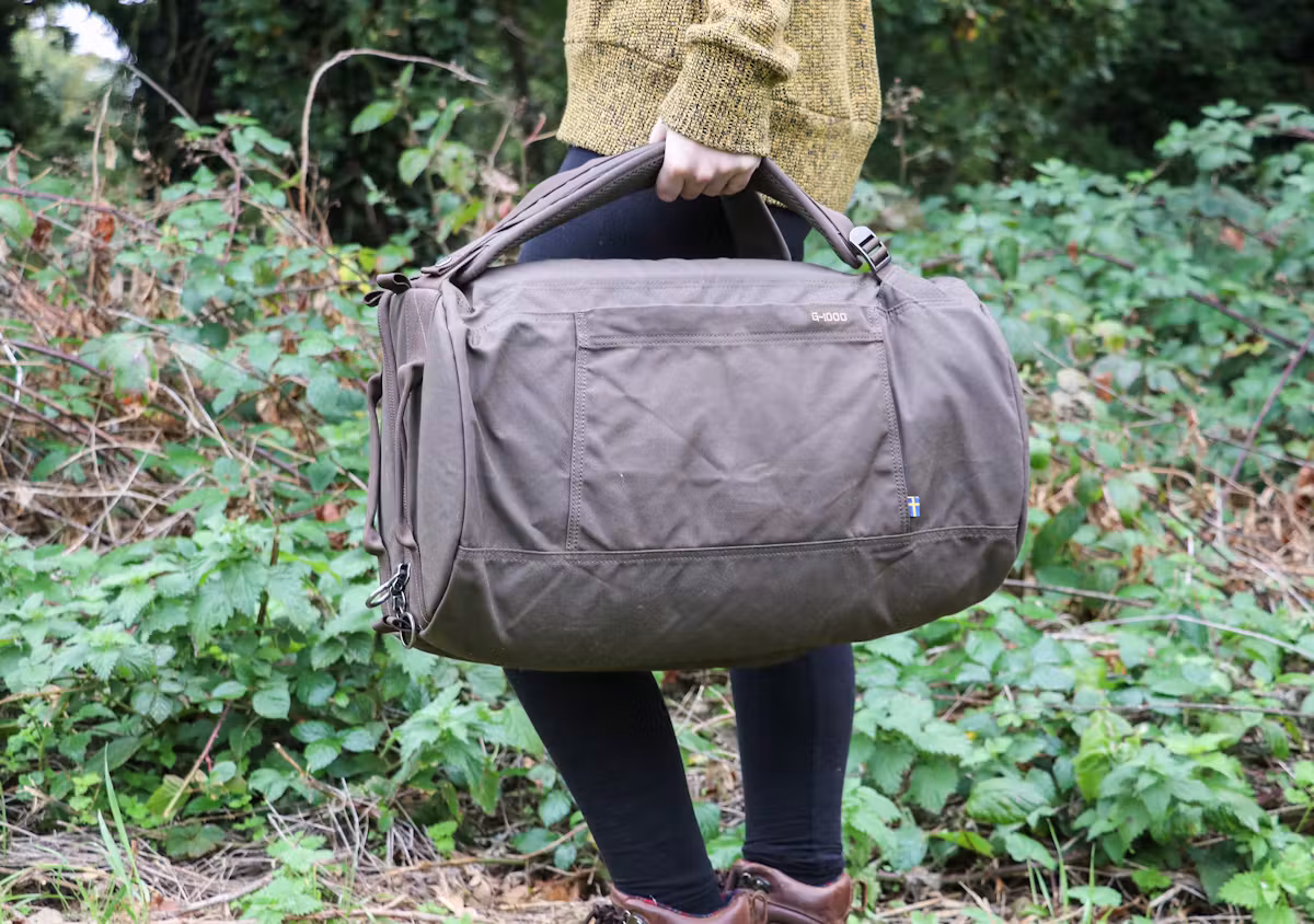 将 Fjallraven Splitpack 当作旅行包携带