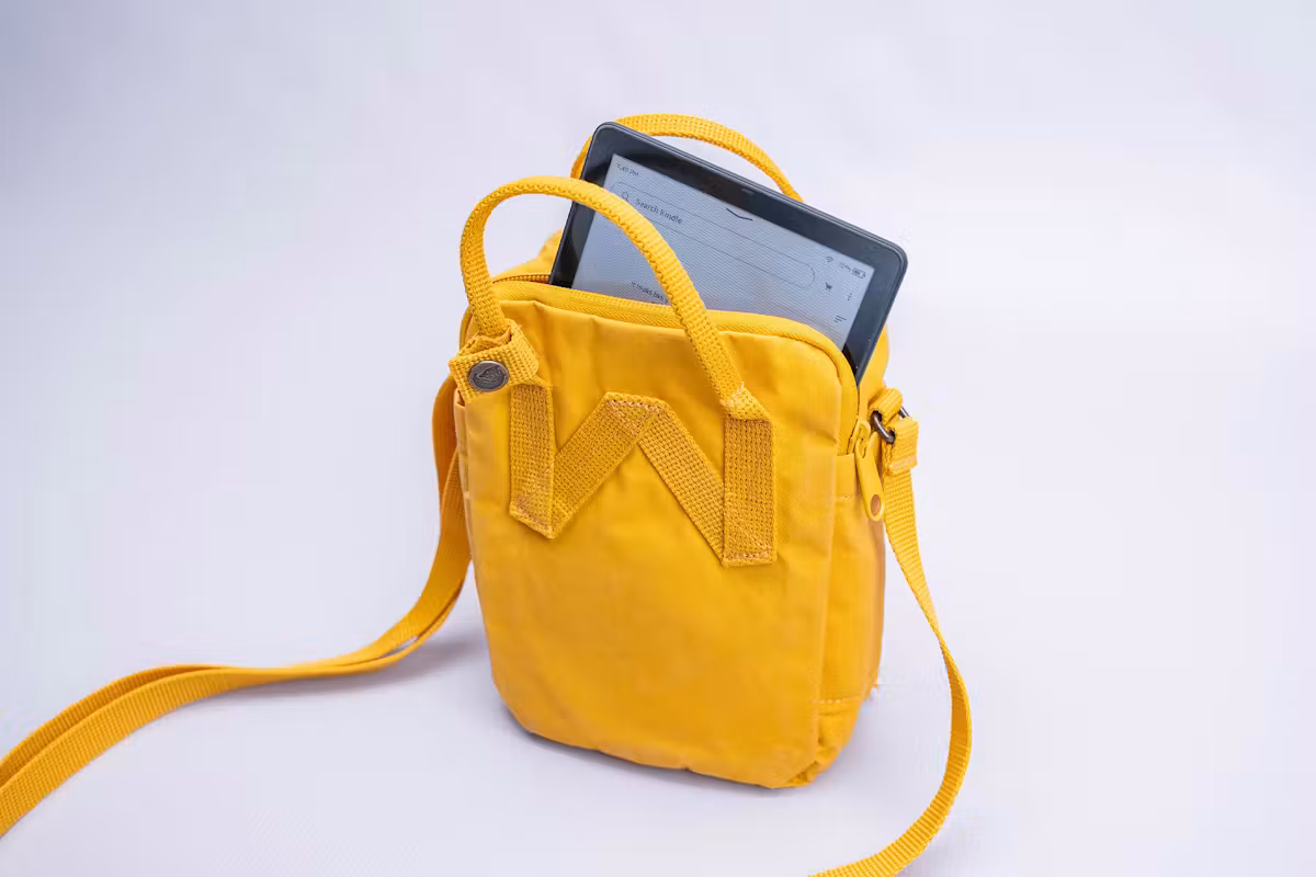 Fjallraven Kanken 斜挎包平板电脑口袋 Fjallraven Kanken 斜挎包平板电脑口袋