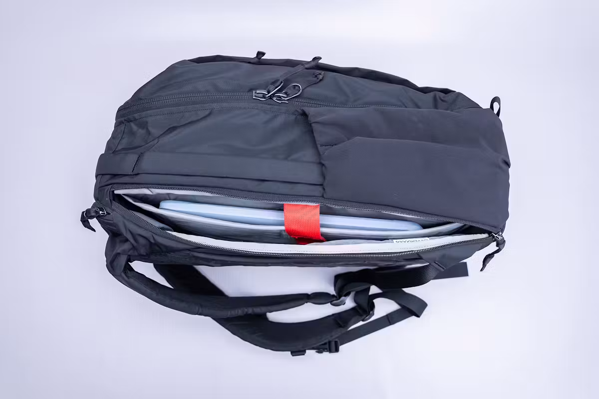 EVERGOODS Civic 旅行包 26L 笔记本电脑隔层