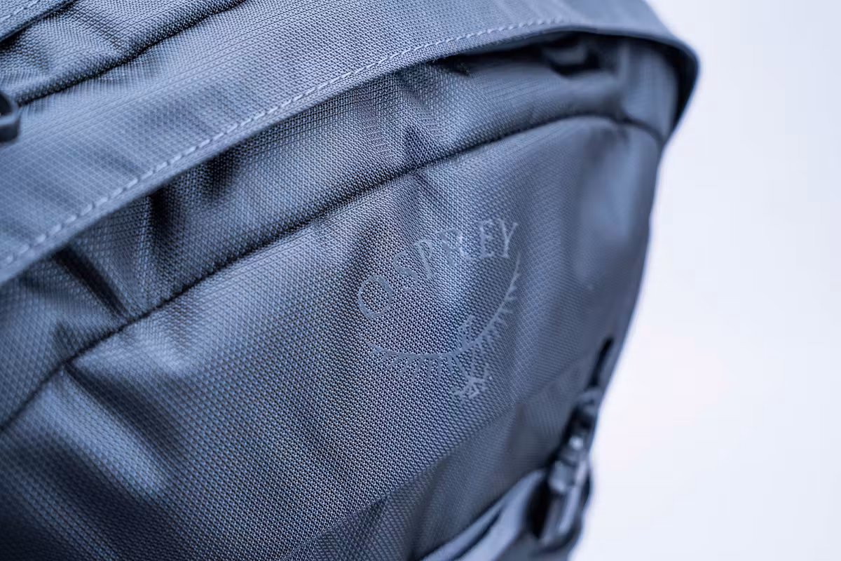 Osprey Farpoint 40 品牌标识