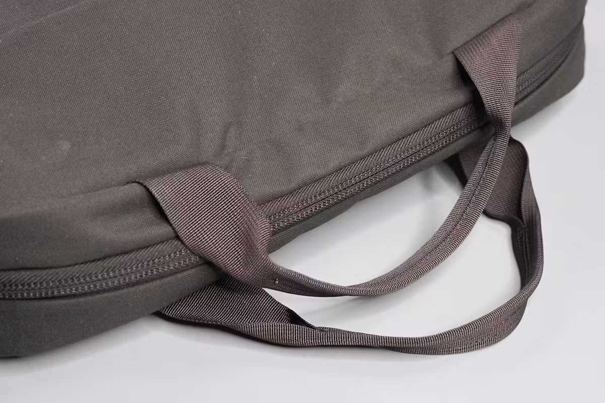 Osprey Arcane Brief 顶部提手