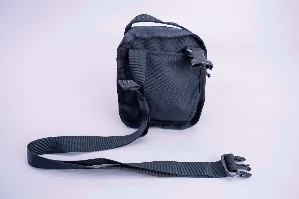 The North Face Bozer 斜挎包肩带扣 The North Face Bozer 斜挎包肩带扣