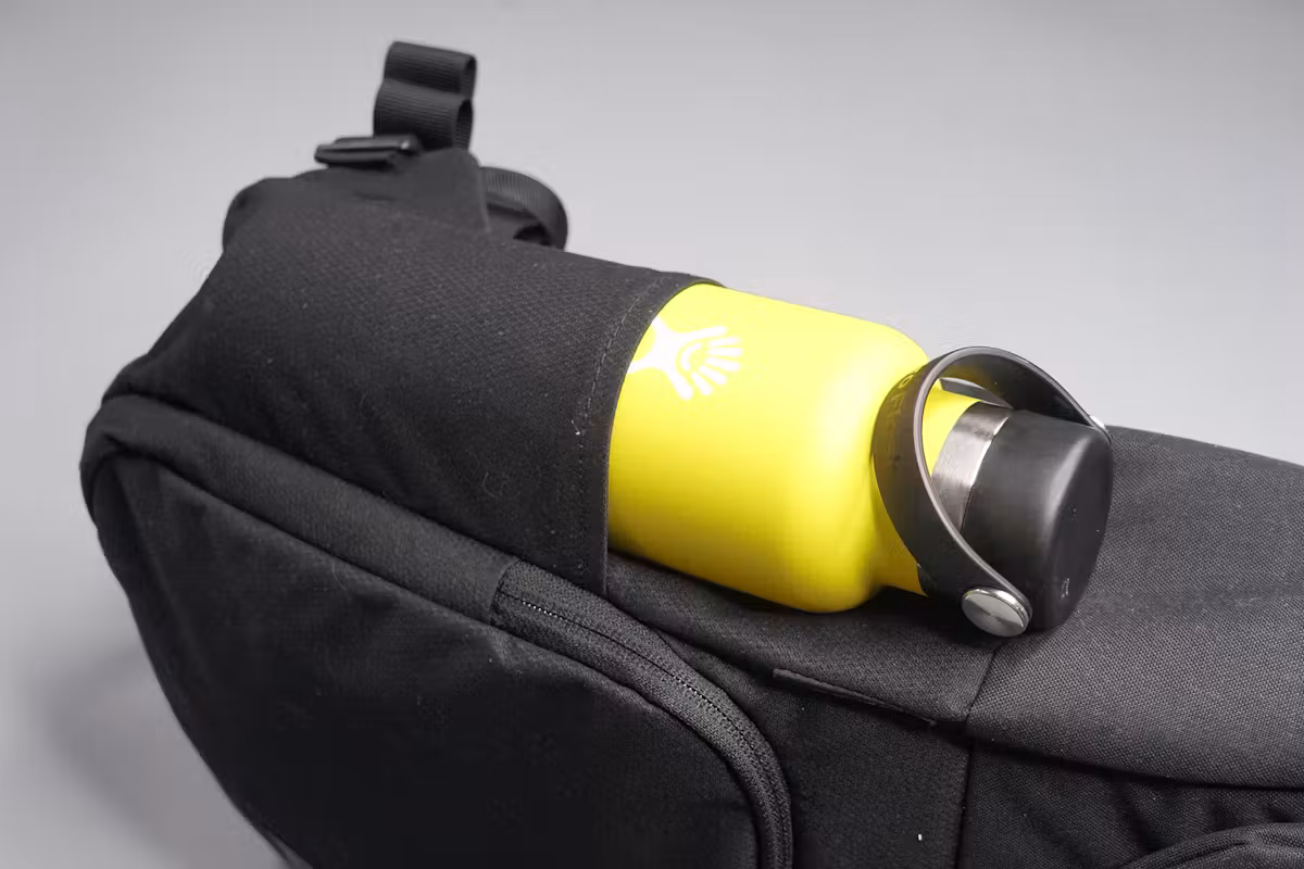 Deuter UP Sydney 外置水壶袋
