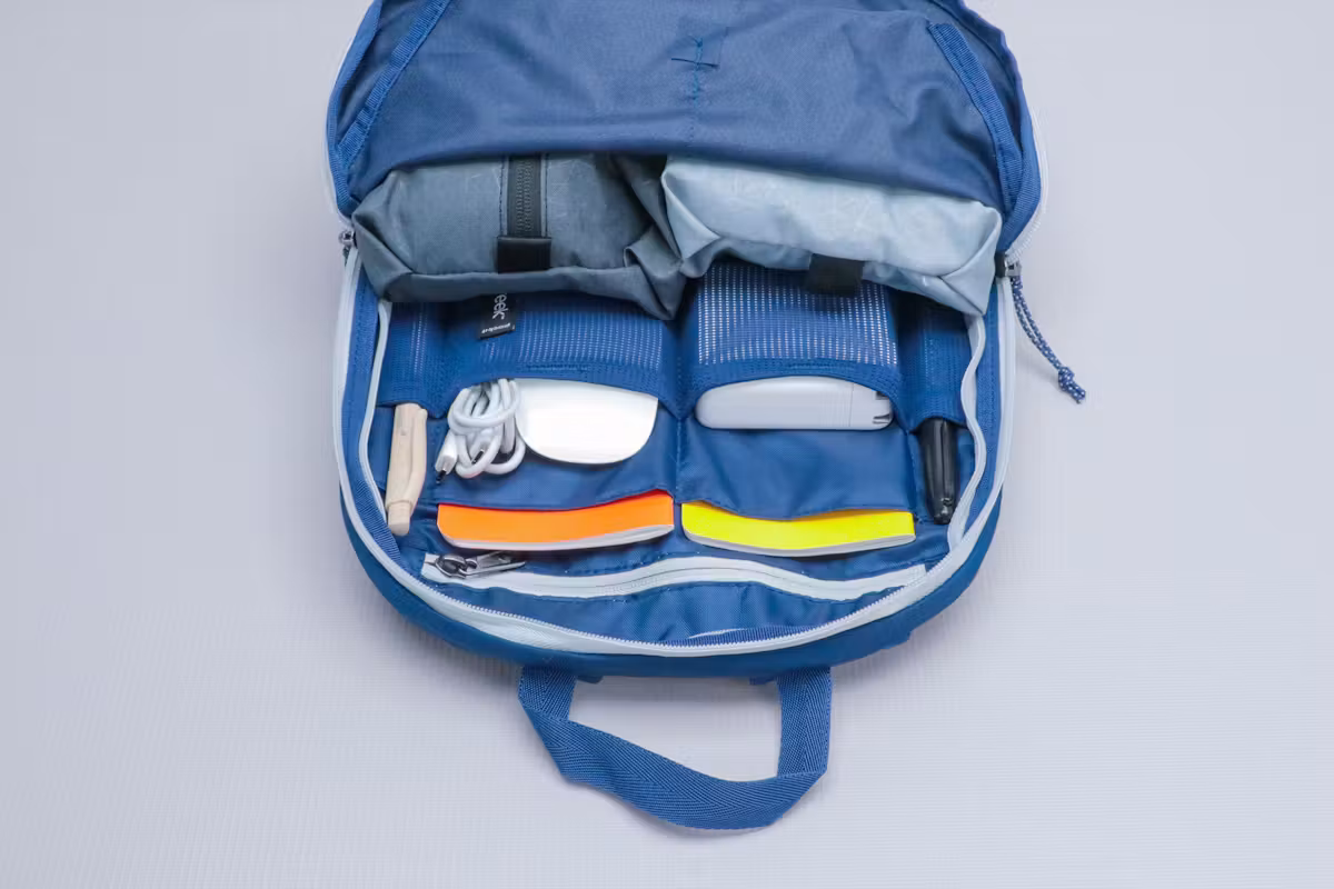 Eagle Creek Pack-It Reveal Org Convertible 背包内部口袋 Eagle Creek Pack-It Reveal Org Convertible 背包内部口袋