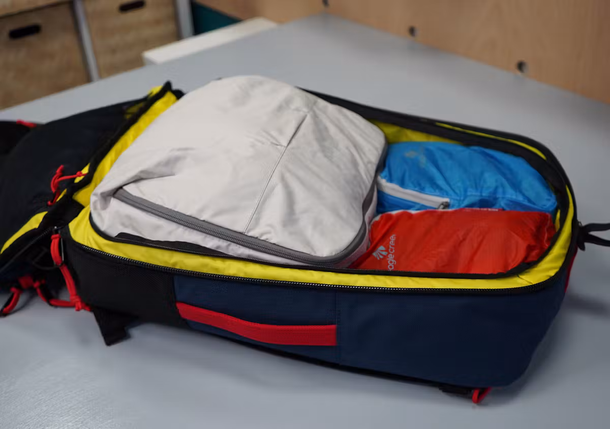 Topo Designs 旅行包 40L 主隔层 Topo Designs 旅行包 40L 主隔层