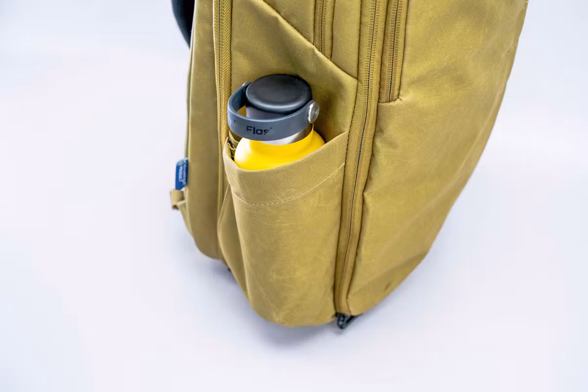 Thule Aion 28L 背包水壶袋 Thule Aion 28L 背包水壶袋