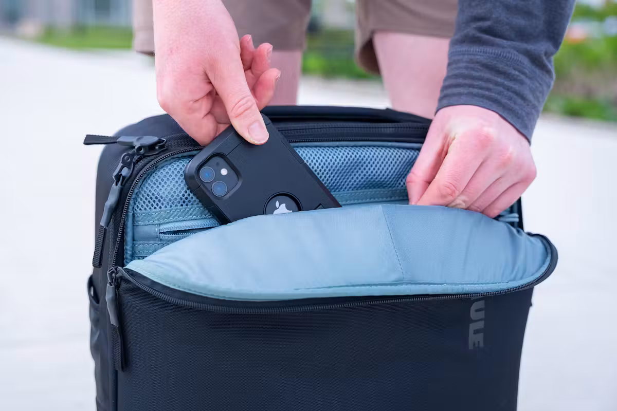 Thule Subterra 2 登机拉杆箱使用中 Thule Subterra 2 登机拉杆箱使用中