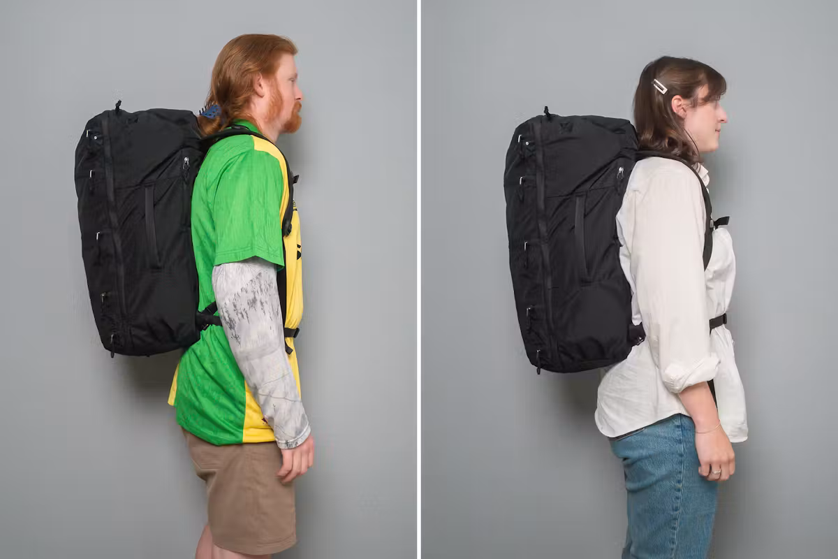 Matador 45L SEG 混合旅行包 双人并排比较 Matador 45L SEG 混合旅行包 双人并排比较