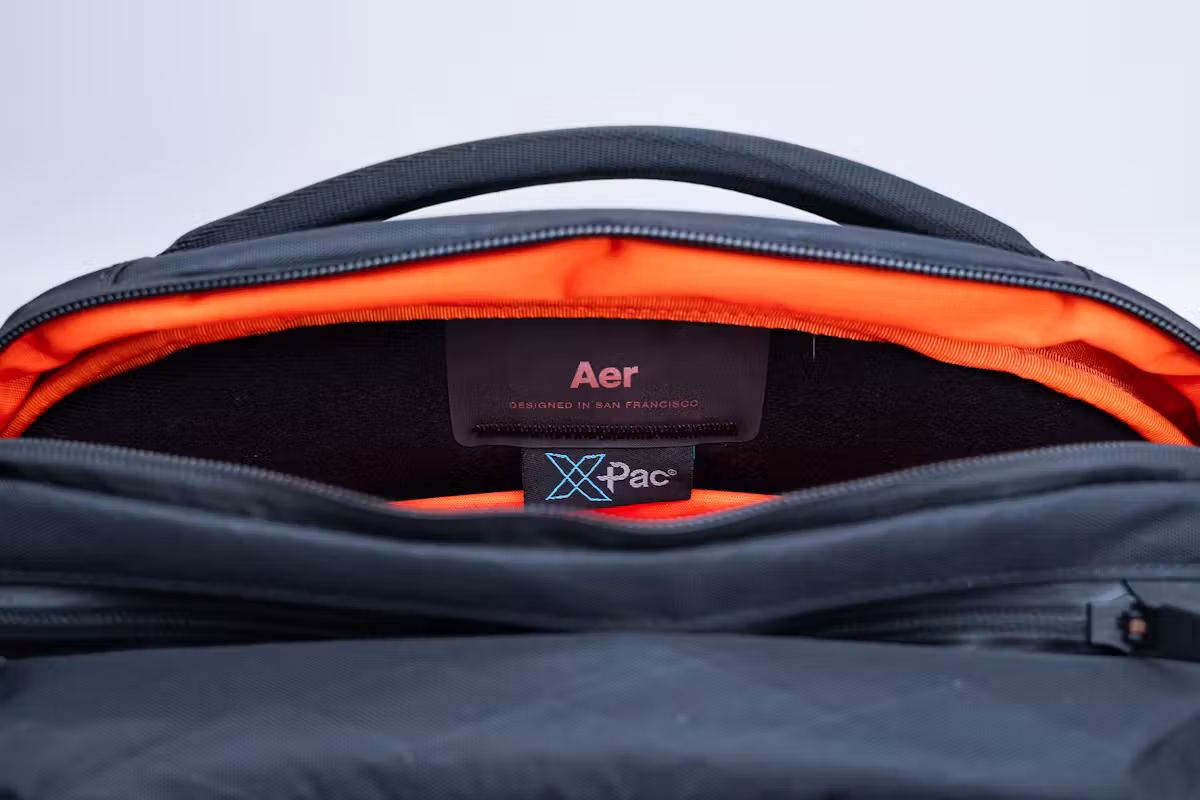Aer Travel Pack 4 28L 笔记本电脑隔层