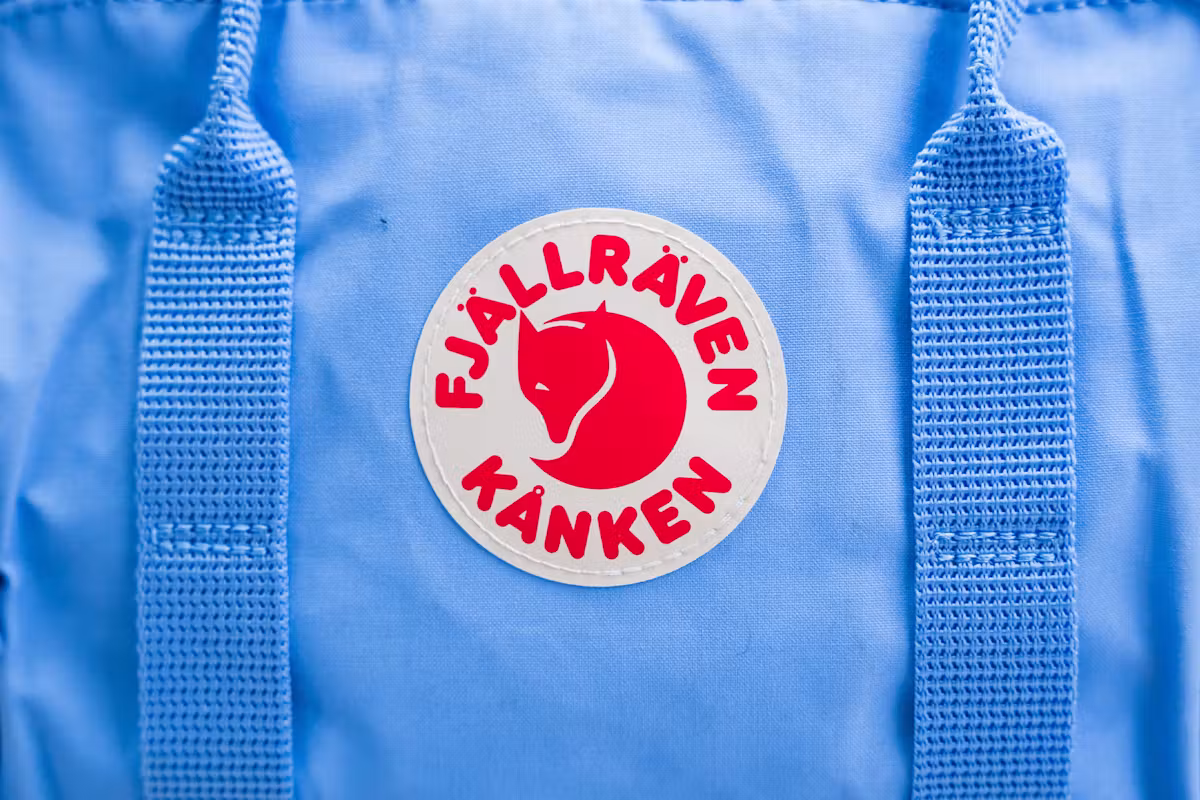 Fjallraven Kanken Hip Pack Plus 标志 Fjallraven Kanken Hip Pack Plus 标志