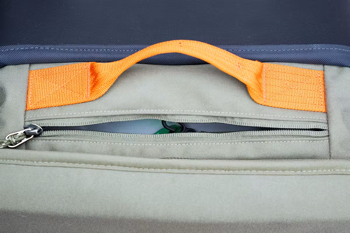 Fjallraven Farden Roller 35 顶部口袋 Fjallraven Farden Roller 35 顶部口袋