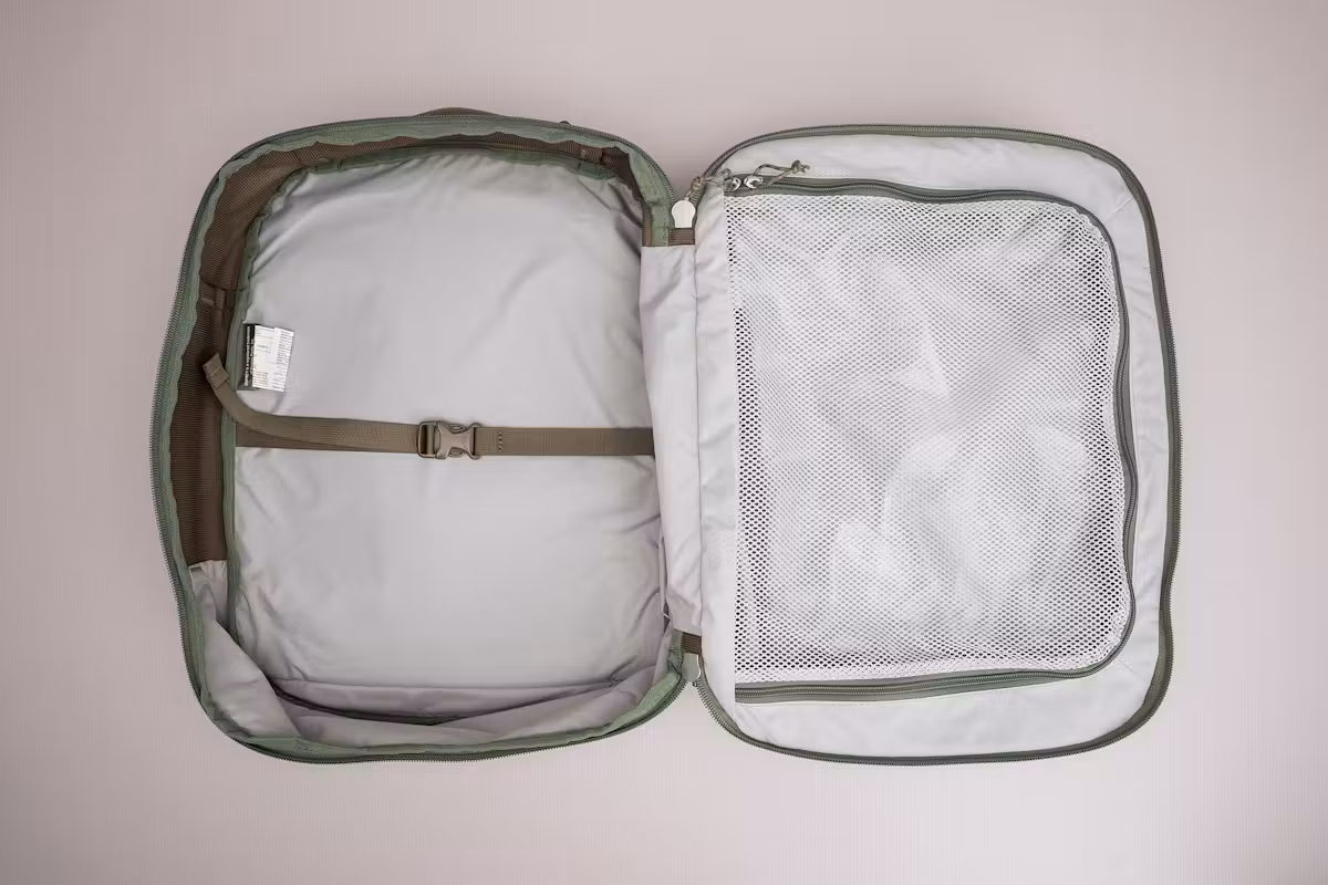 Osprey Transporter 可扩展旅行包 26+6 空置状态 Osprey Transporter 可扩展旅行包 26+6 空置状态