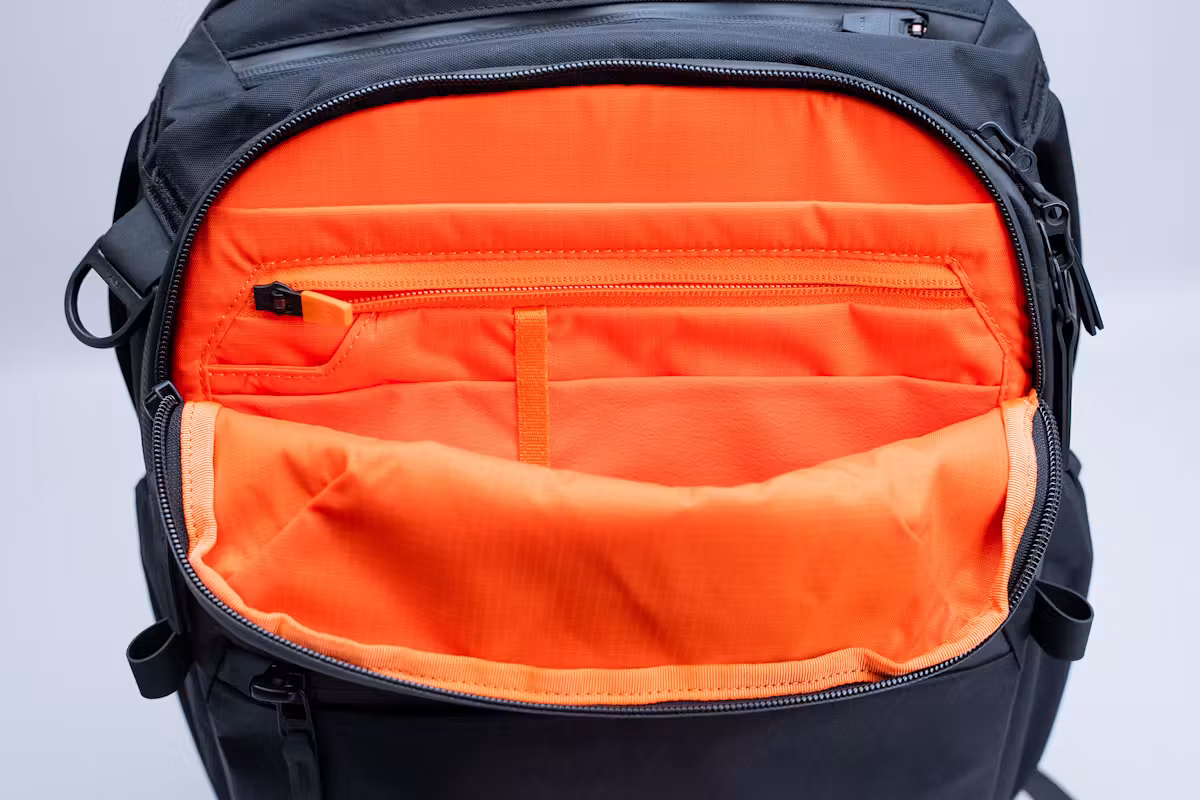 Aer Travel Pack 4 28L 收纳隔层