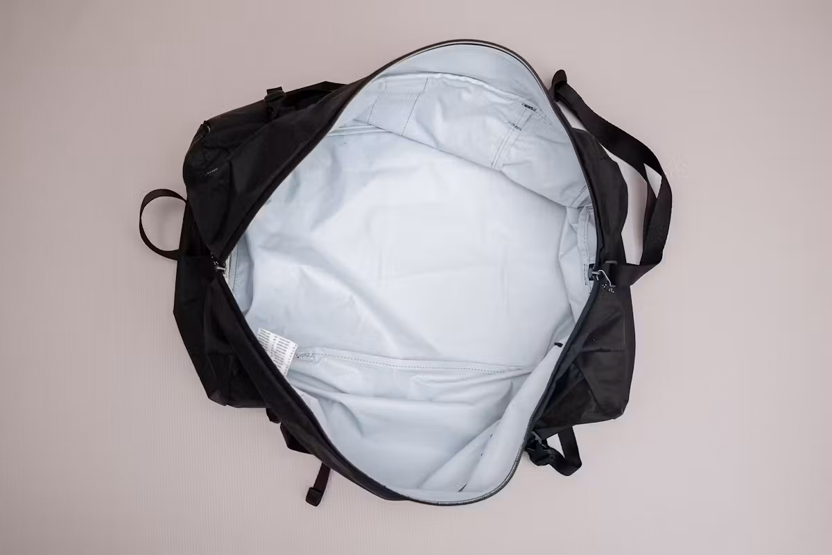 Matador 30L 可折叠旅行包空置状态 Matador 30L 可折叠旅行包空置状态