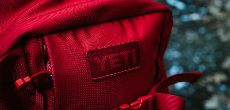 YETI Crossroads 27L 背包:品牌标识 YETI Crossroads 27L 背包:品牌标识