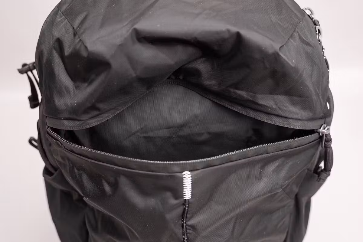 Matador 18L 可折叠背包前袋 Matador 18L 可折叠背包前袋