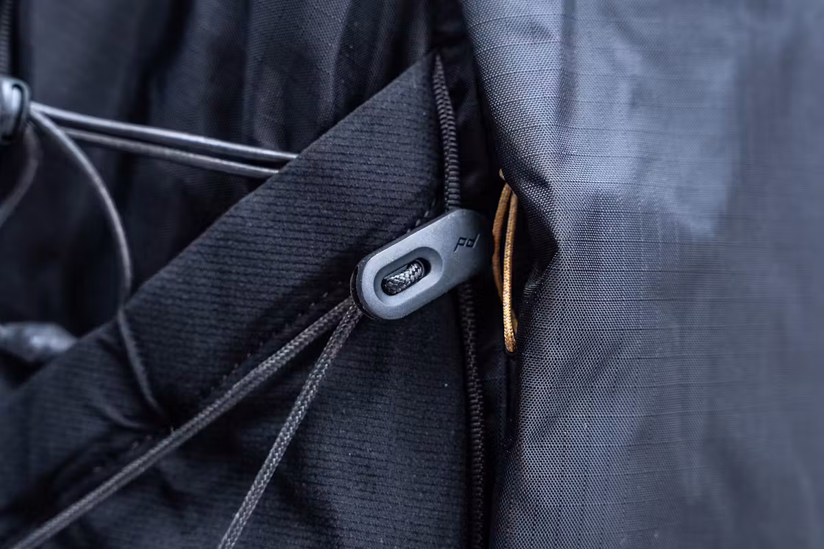 Peak Design 户外背包 拉链 18L 弹力绳 Peak Design 户外背包 拉链 18L 弹力绳