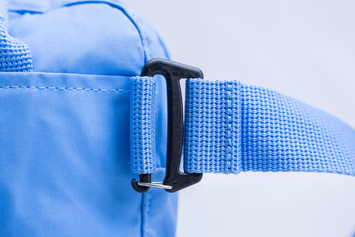 Fjallraven Kanken 腰包 Plus 背带连接处 Fjallraven Kanken 腰包 Plus 背带连接处