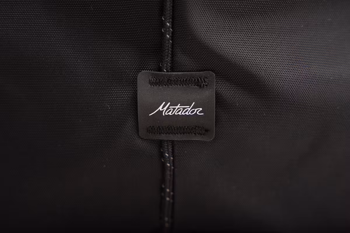 Matador 30升随身旅行包 品牌标识 Matador 30升随身旅行包 品牌标识