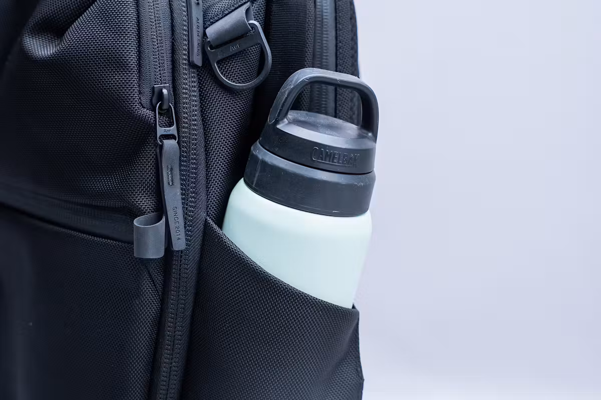 Aer City Pack Pro 2 20升背包水瓶口袋