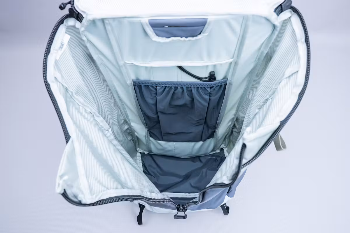 YETI Skala 40L 背包内部