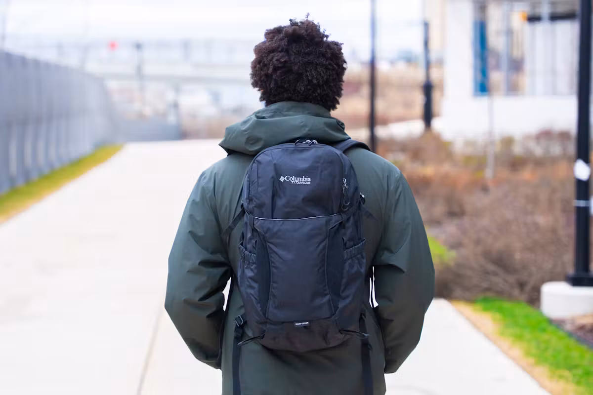 Columbia Triple Canyon 24L 背包后视图 Columbia Triple Canyon 24L 背包后视图